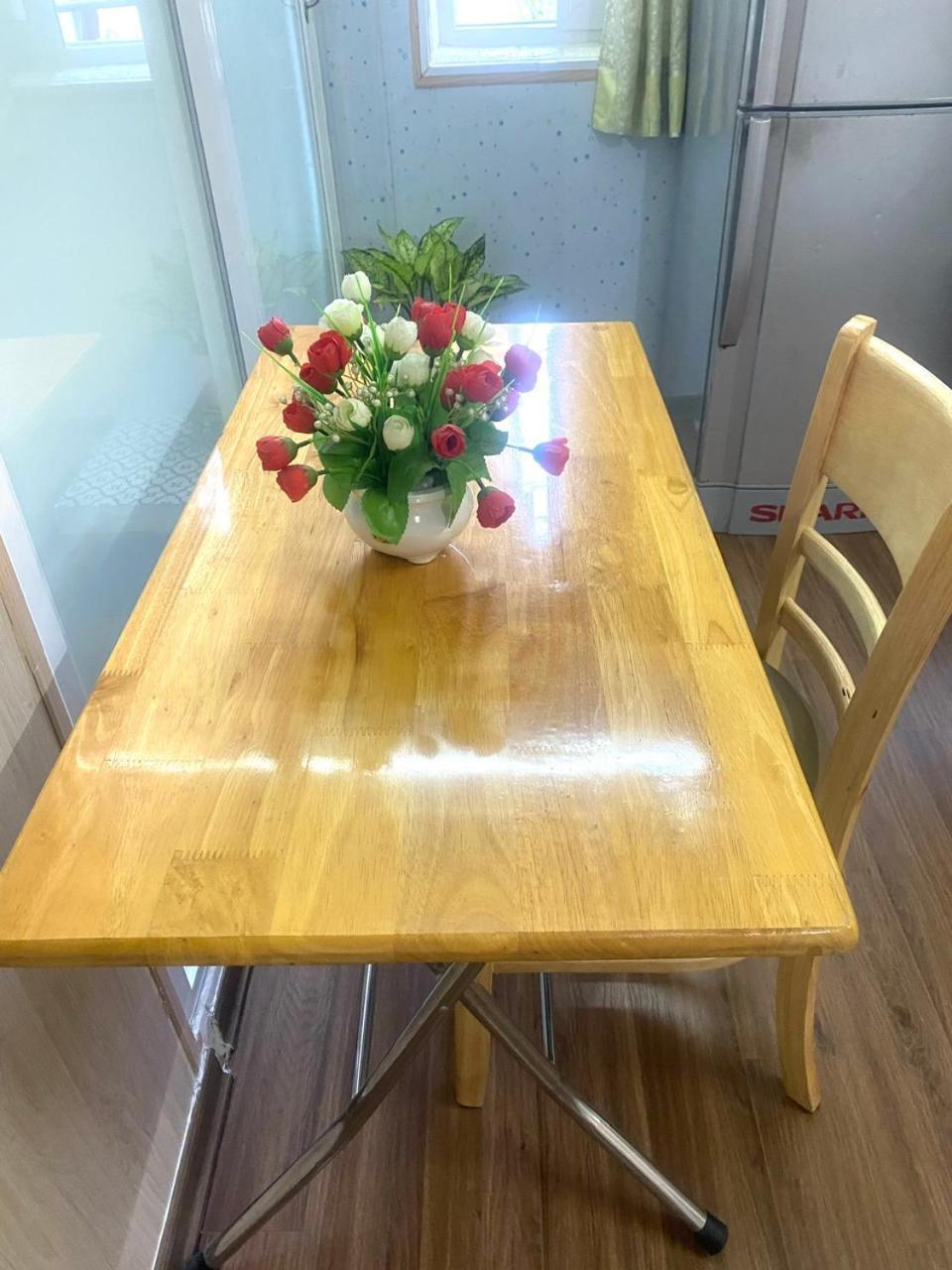 Cozy Homestay With Large Bed, Private Bathroom, Large Balcony ハノイ市 エクステリア 写真